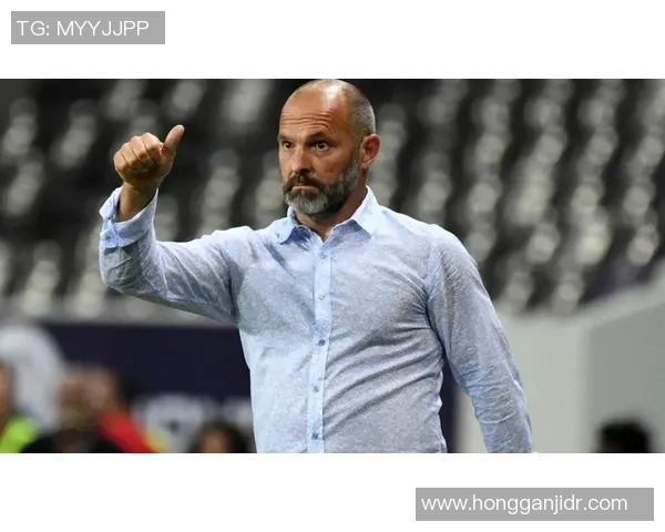 球星智慧与足球精神的碰撞:经典名言解析与启示